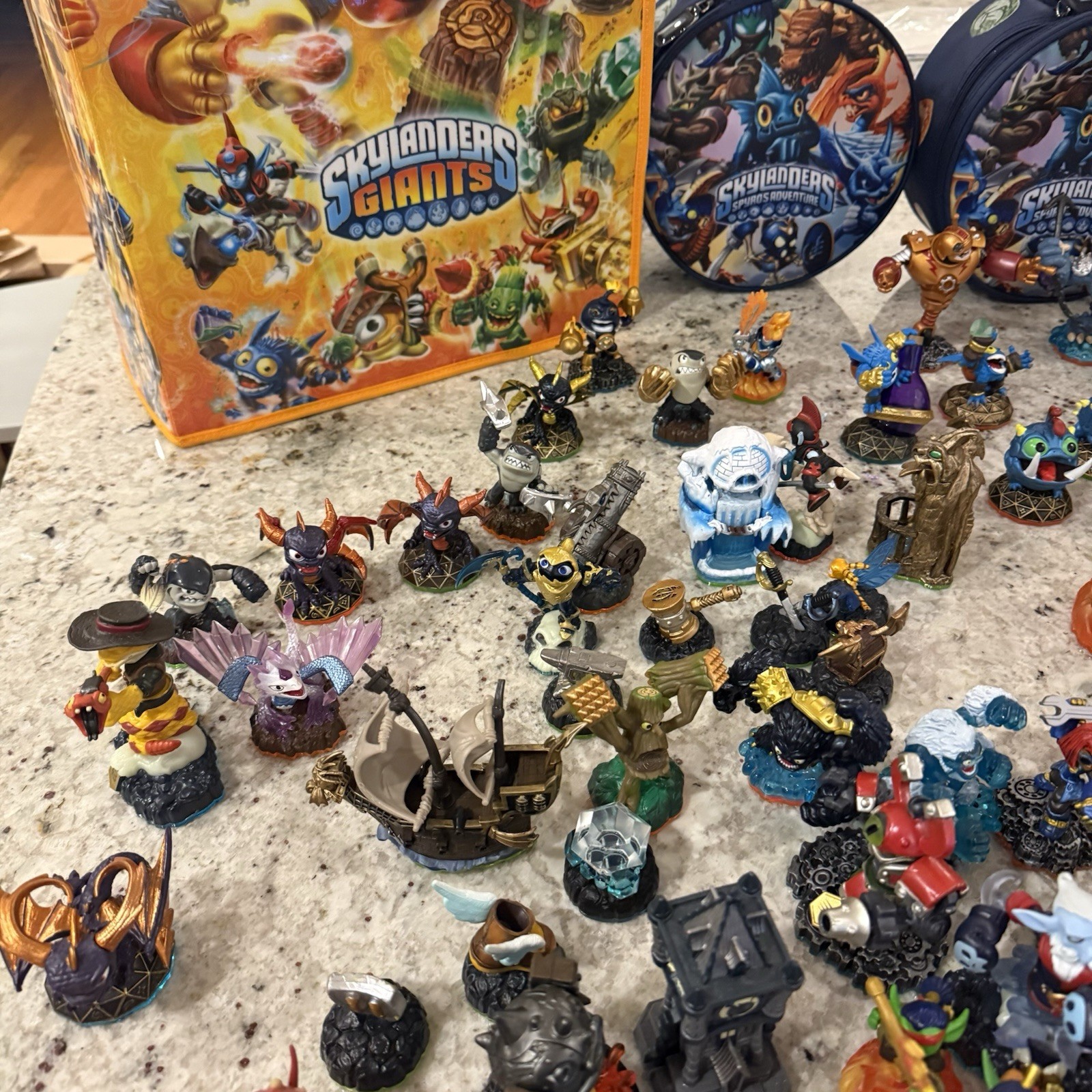 Large Skylanders Figure & Accessory Lot (Read Description) Giants Spyro Swap Etc