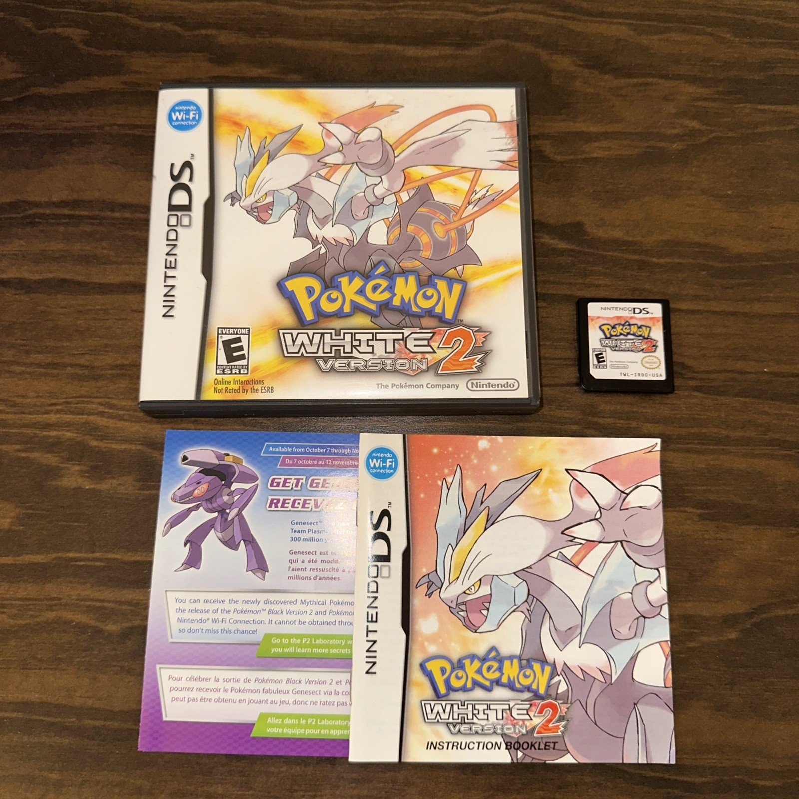 Pokemon White Version 2 (Nintendo DS, 2012) Authentic Complete CIB Tested