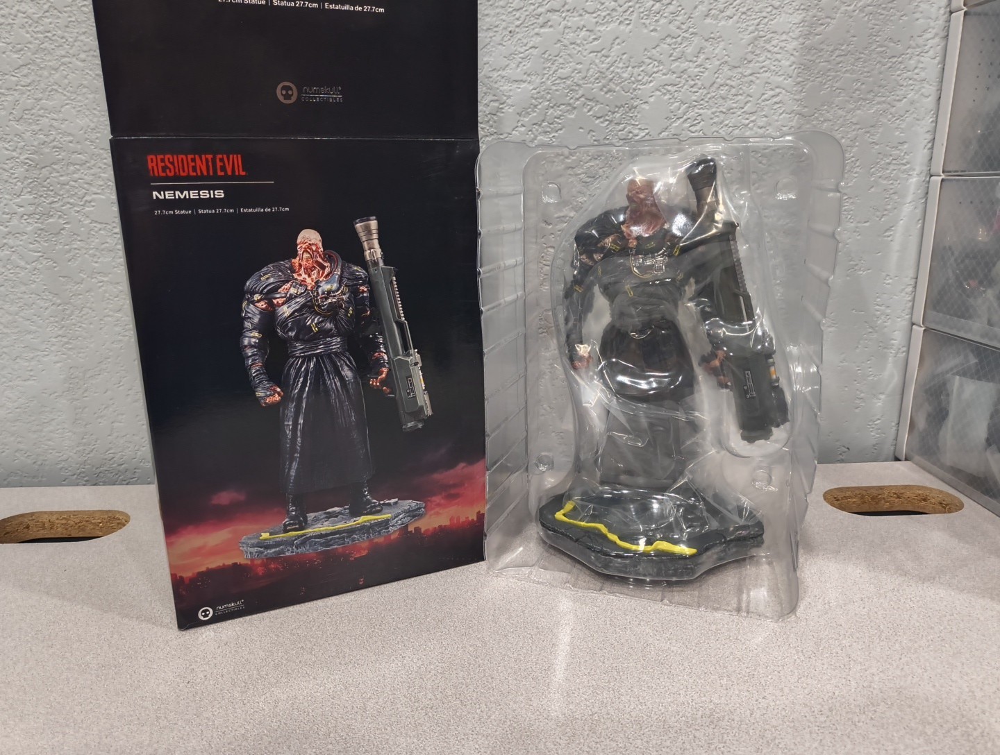 Resident Evil 3 Nemesis 27.7cm Statue By Numskull Collectibles Figure Capcom