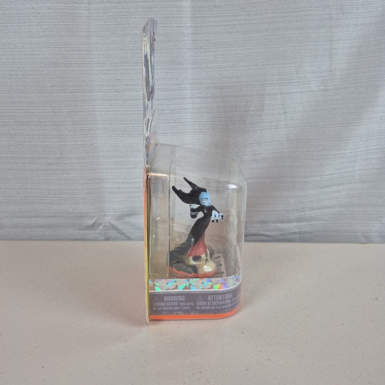 Skylanders Giants Activision Hex Lightcore Lights Up Toys to Life Game Figure