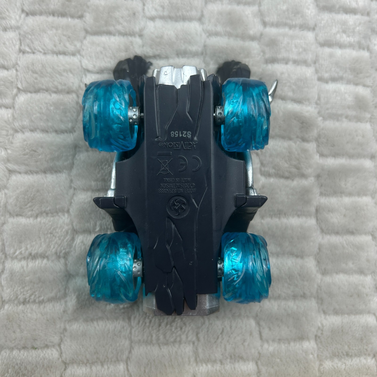 Skylanders SuperChargers Dark Spitfire & Dark Hot Streak Vehicle & Idol