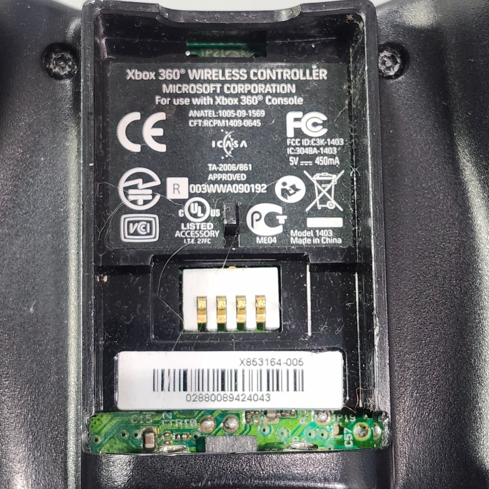 Xbox 360 Wireless Controller 1403 Battery Powered Black OEM Videogame Accessory