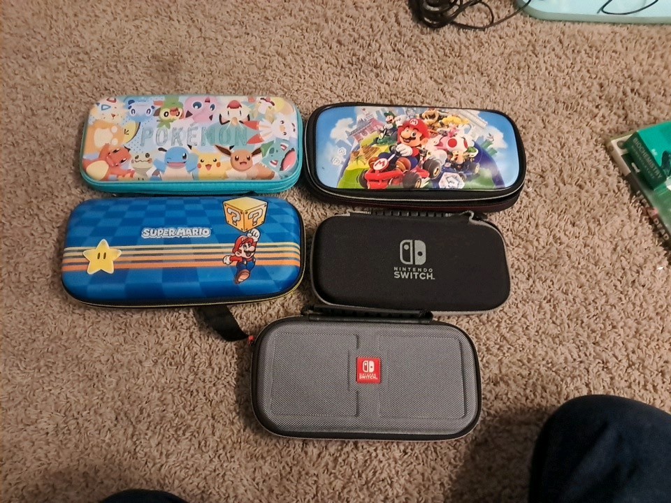 LOT OF 5 – Nintendo Switch Carrying Protective Cases Mario POKEMON