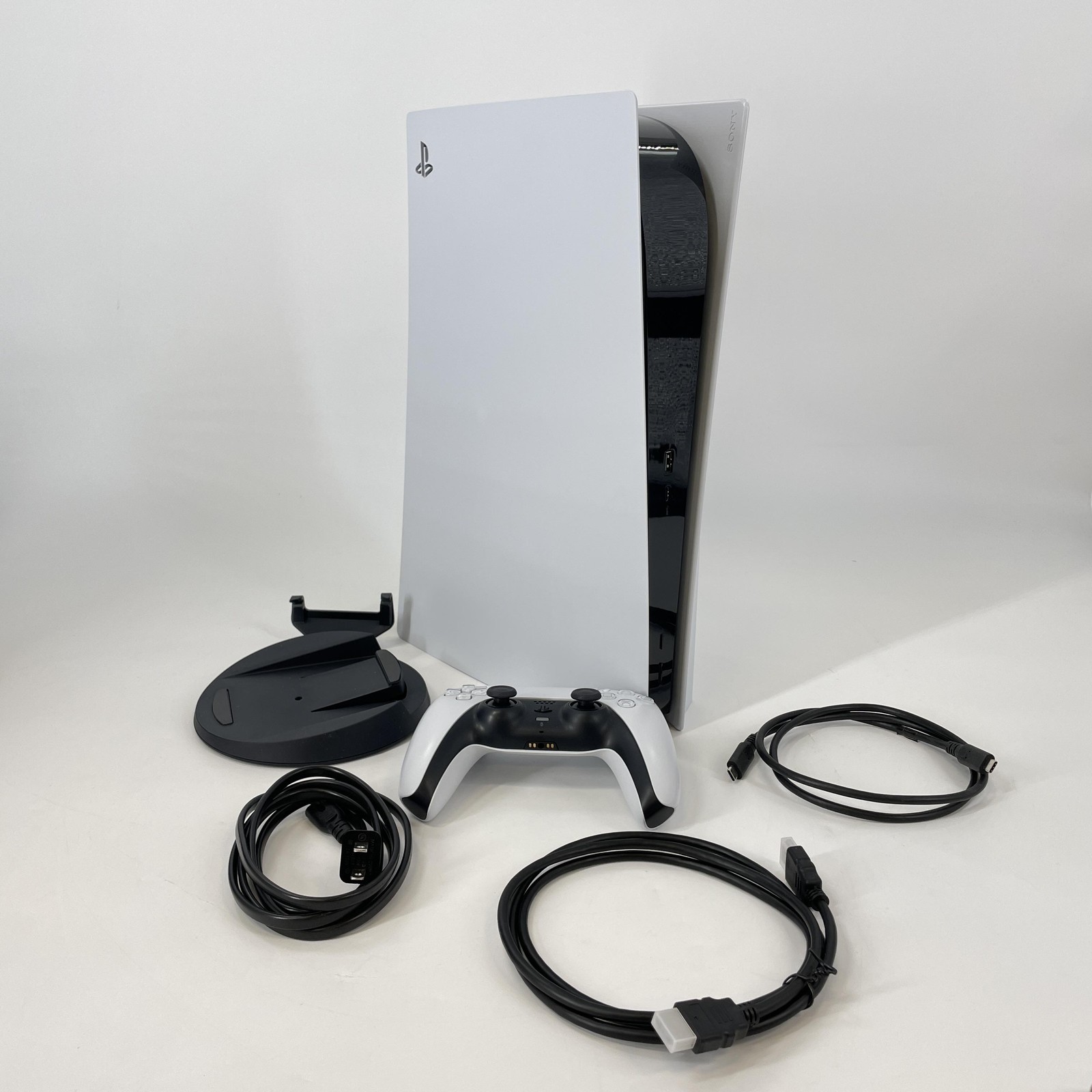 Sony PlayStation 5 Disc Edition Console White 825GB + 2TB w/ HDMI – Very Good