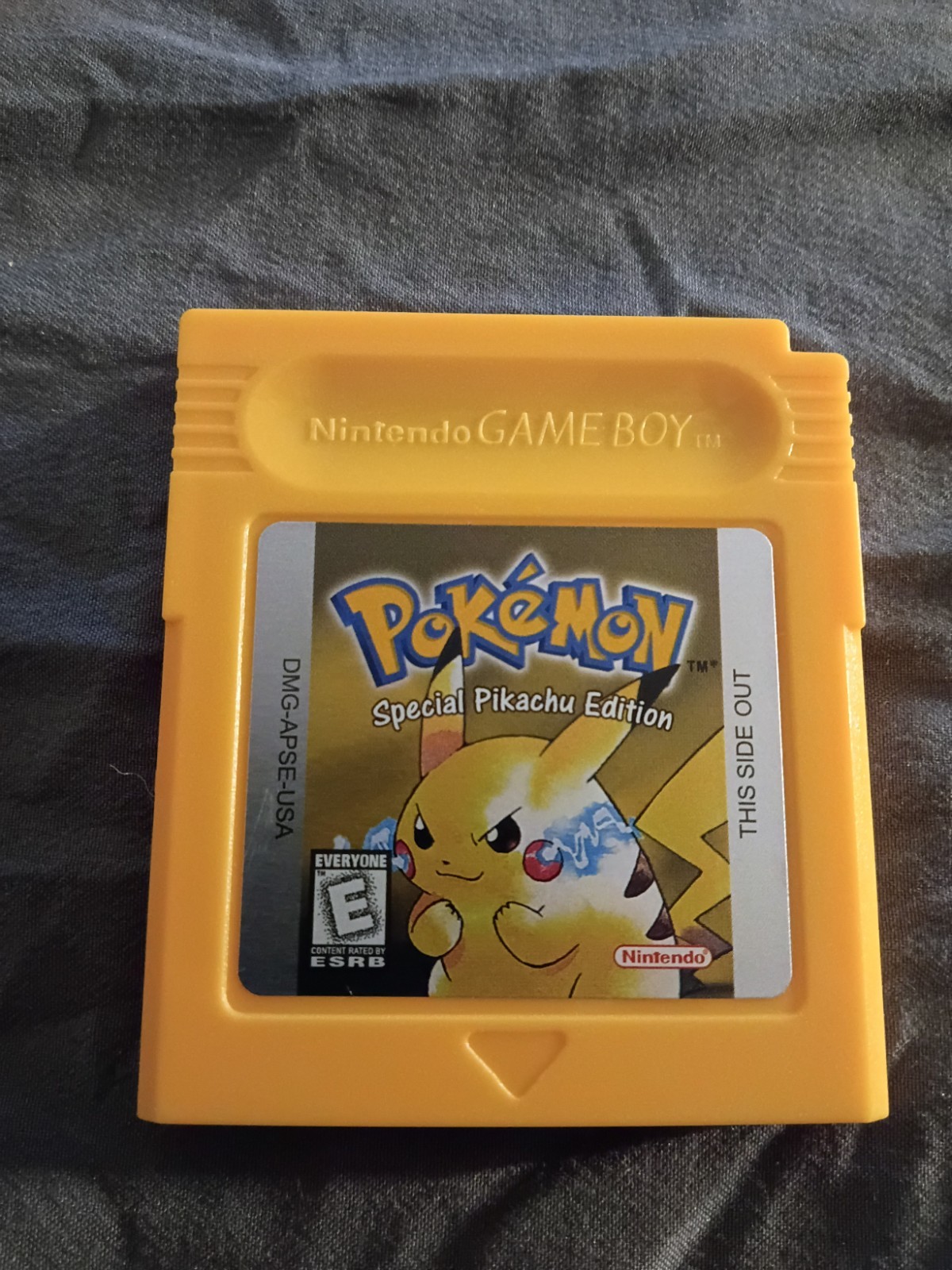 Nintendo Pokémon Yellow Version Special Pikachu Edition tested saves trades