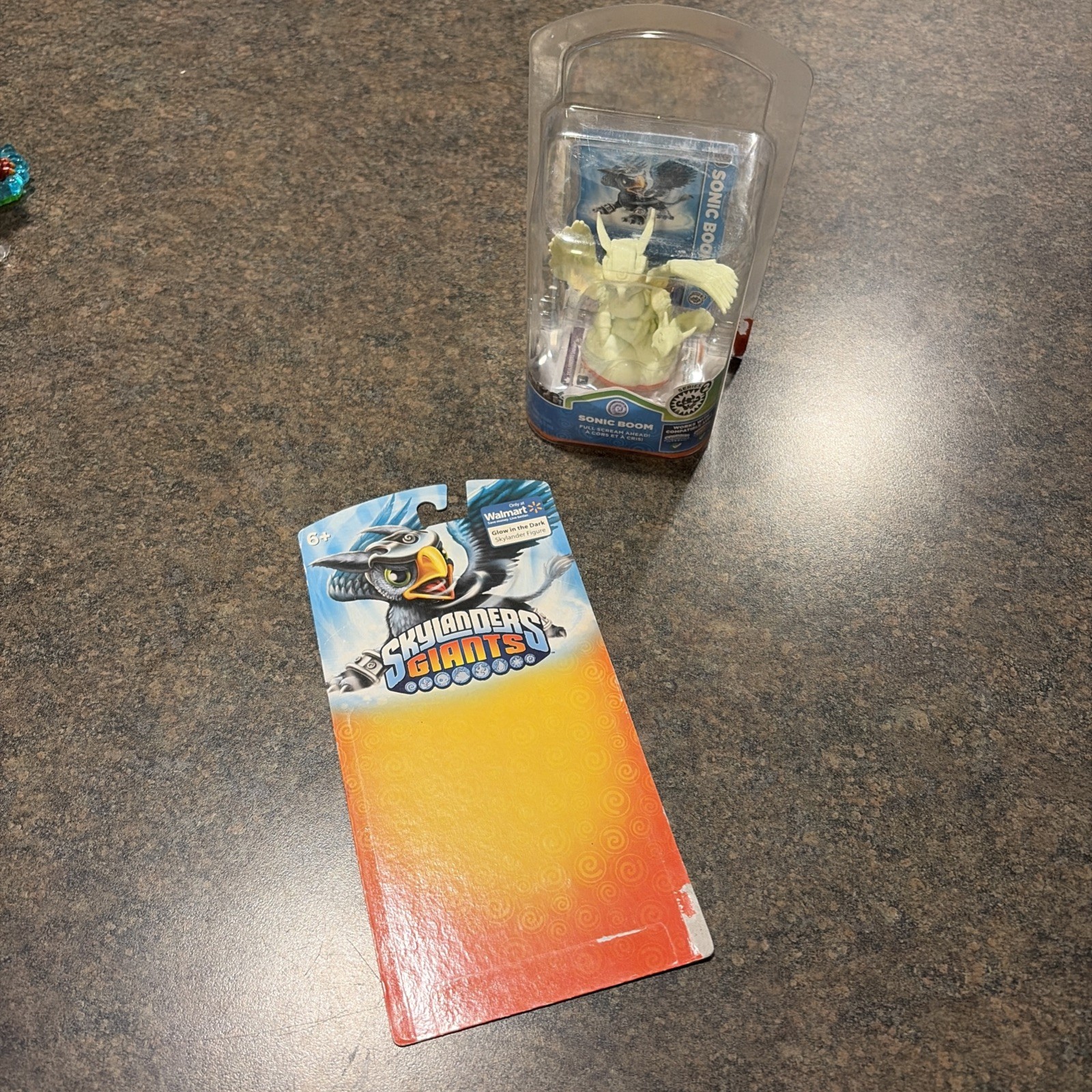 Skylanders Giants MIB Sonic Boom (Glow-in-the-Dark Walmart exclusive)