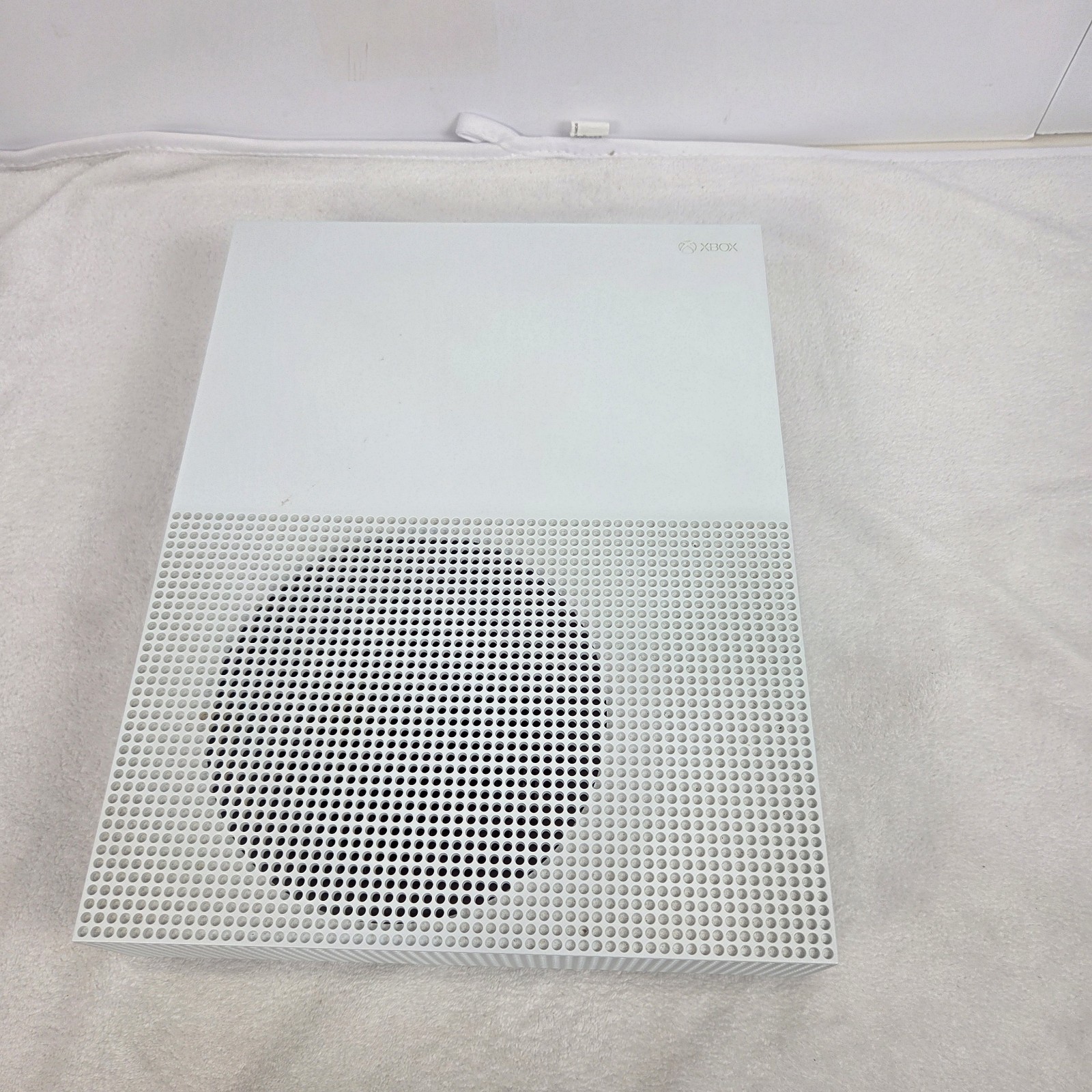 Microsoft Xbox One S (Model 1681) 500GB White Gaming System Console Only, Tested