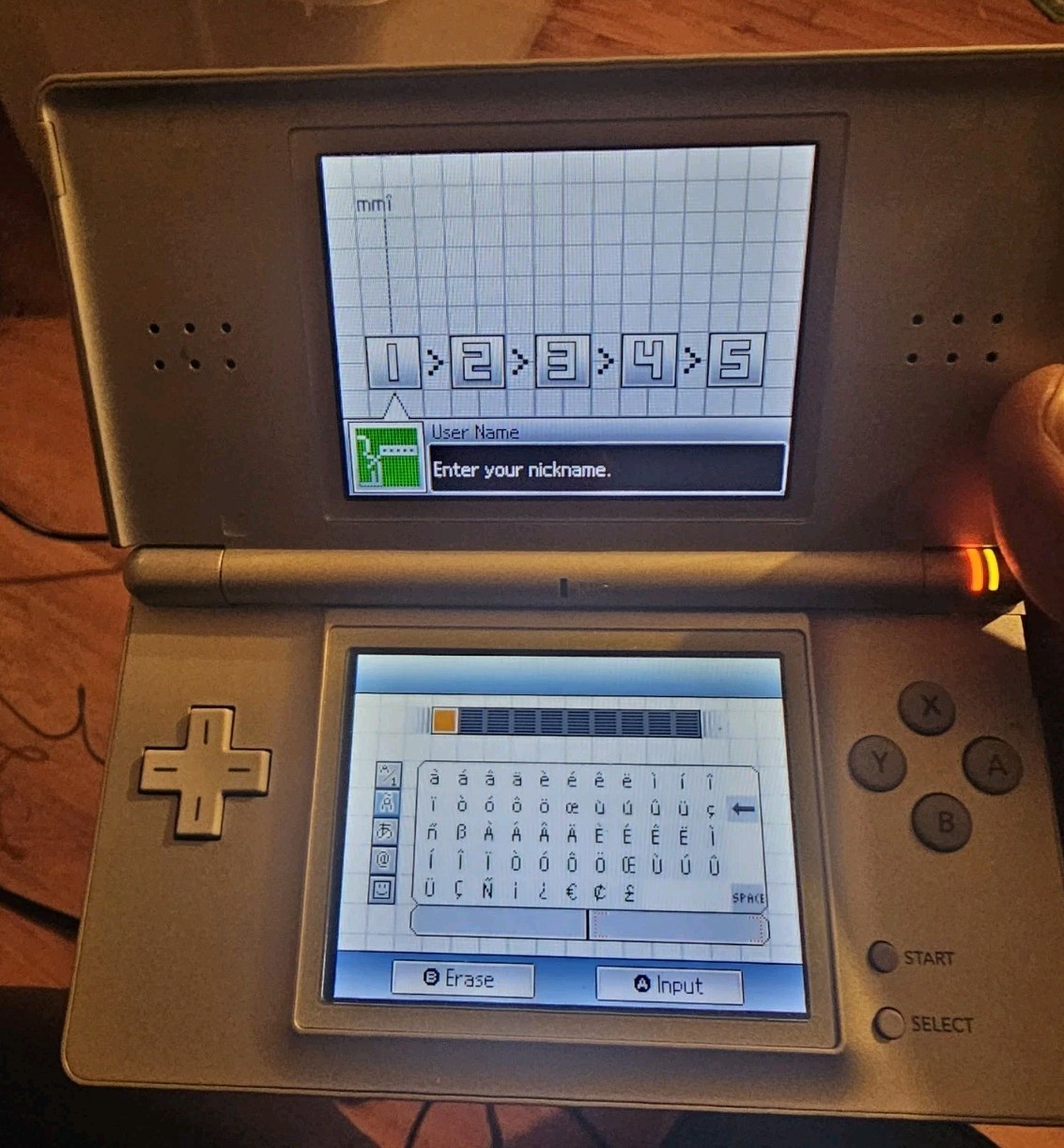 Nintendo DS Lite Grey Silver Handheld Console with Charger TESTED AND WORKING