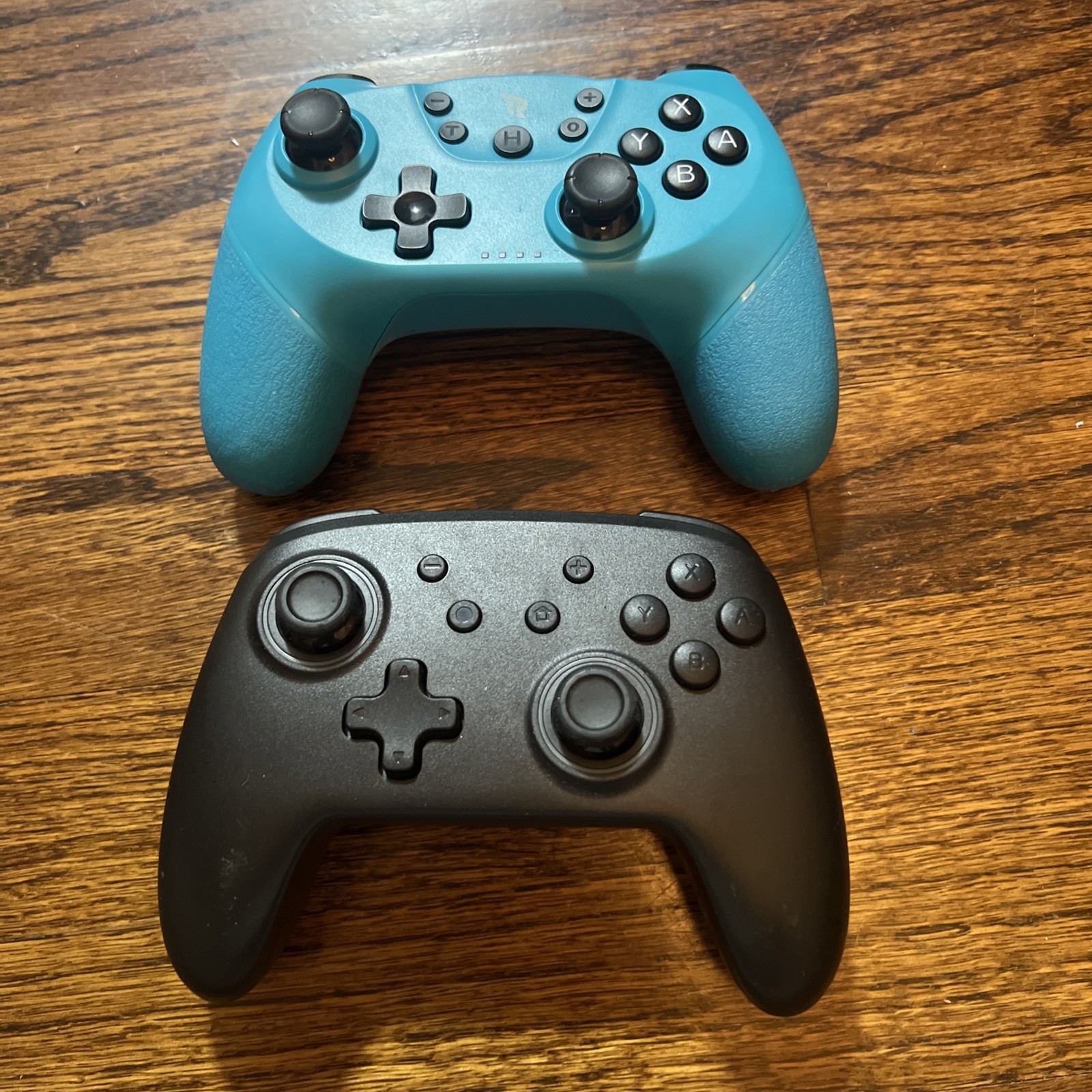 2 Nintendo Switch Controller Wireless Controller Blue & Black Unbranded