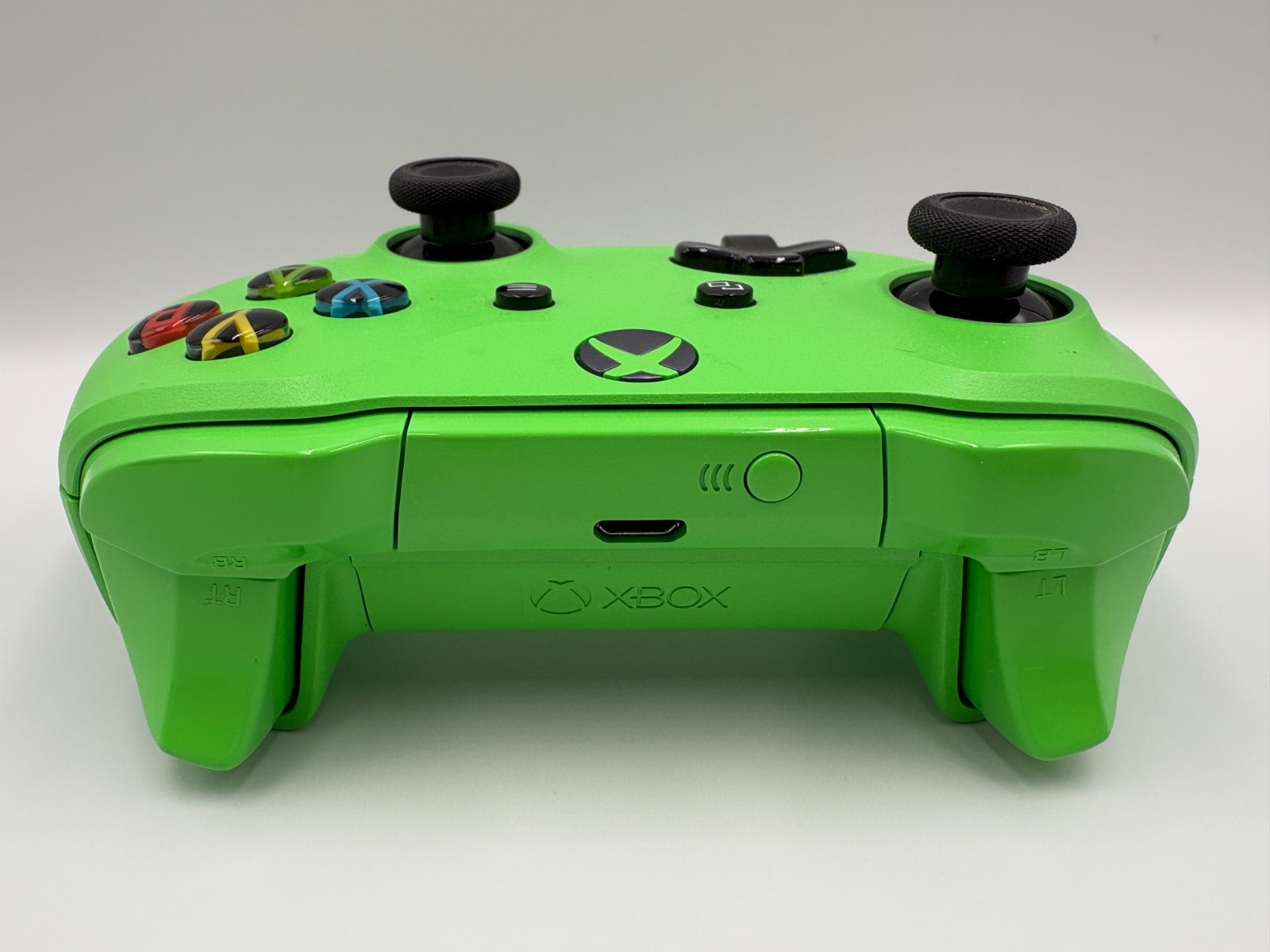 Xbox One Wireless Controller Special Neon Green – 1708 Xbox Design Lab – Tested