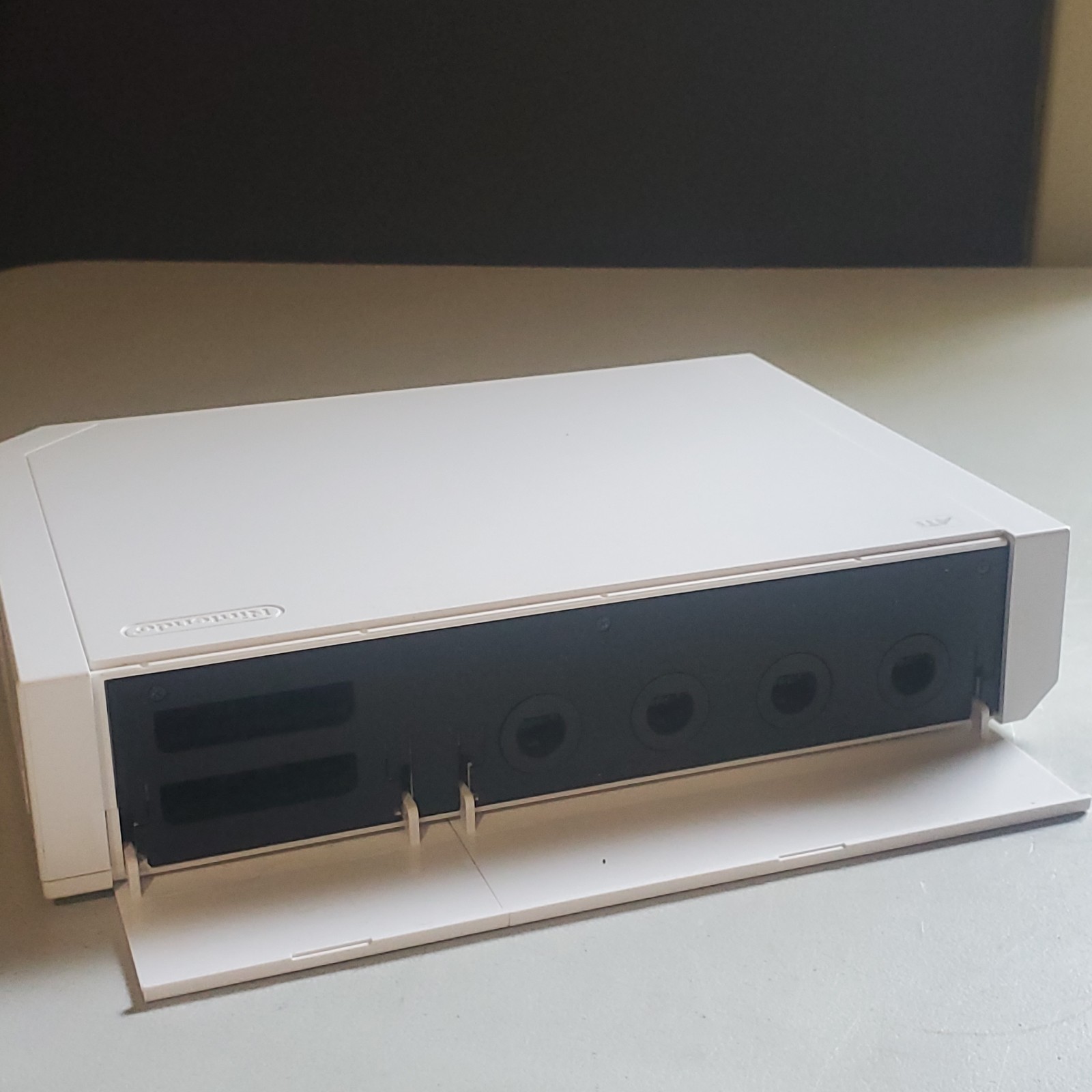 Nintendo Wii RVL-001 White with Controllers And Cords Tested Working Good Cond