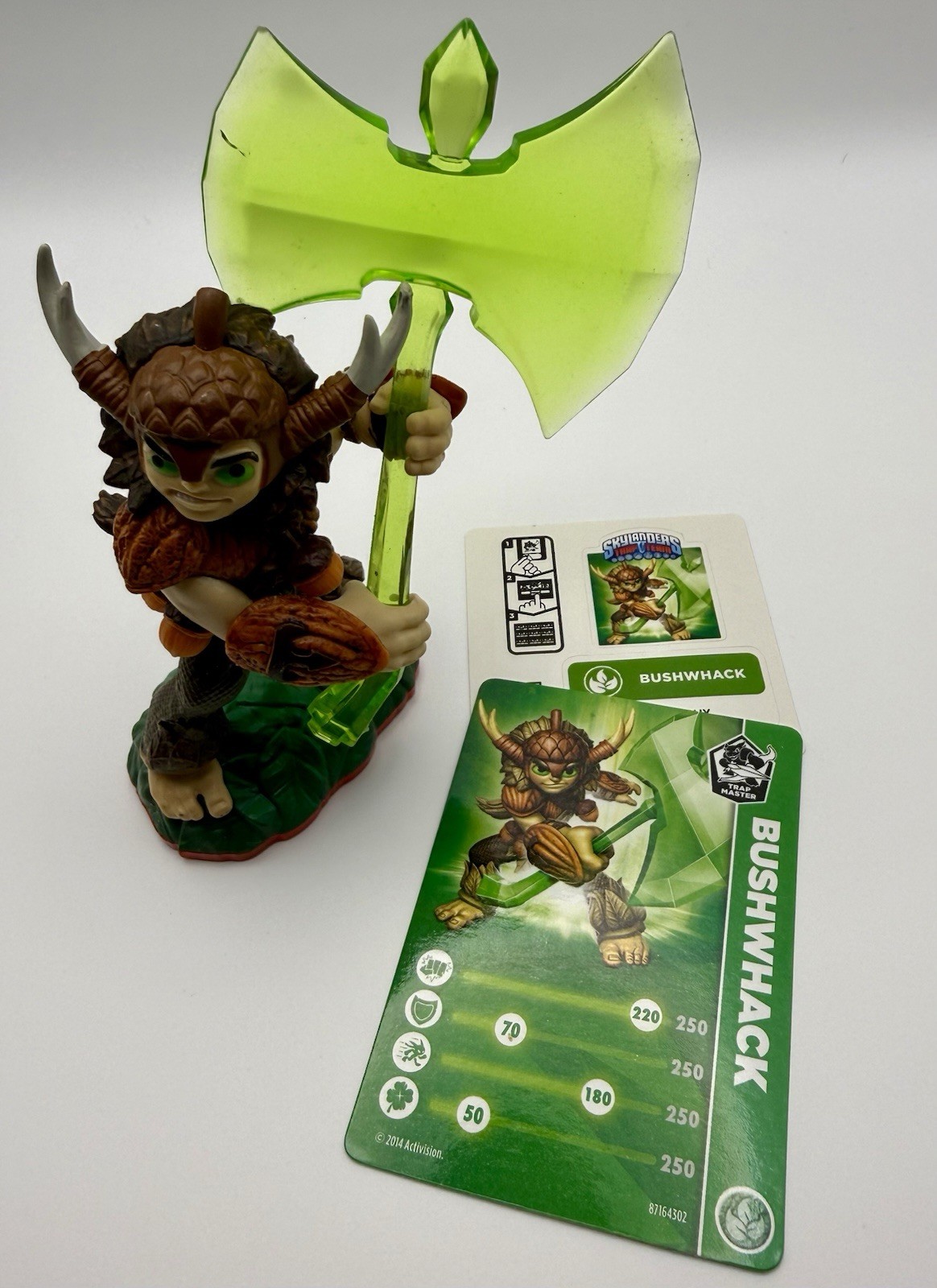 Skylanders Trap Team BUSHWHACK Trap Master Figure + Stat Card & Sticker Sheet