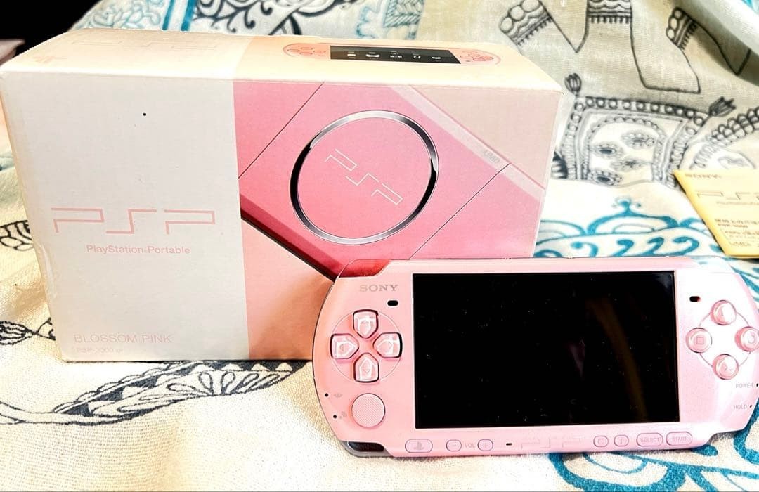 Never Used /NEW Sony PSP-3000 PSP 3000 Console Pink Region Free