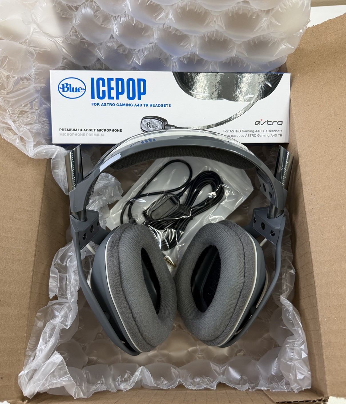 Astro A40 TR Gen 2 Gaming Headset PC Gray White – Upgraded Blue Microphone