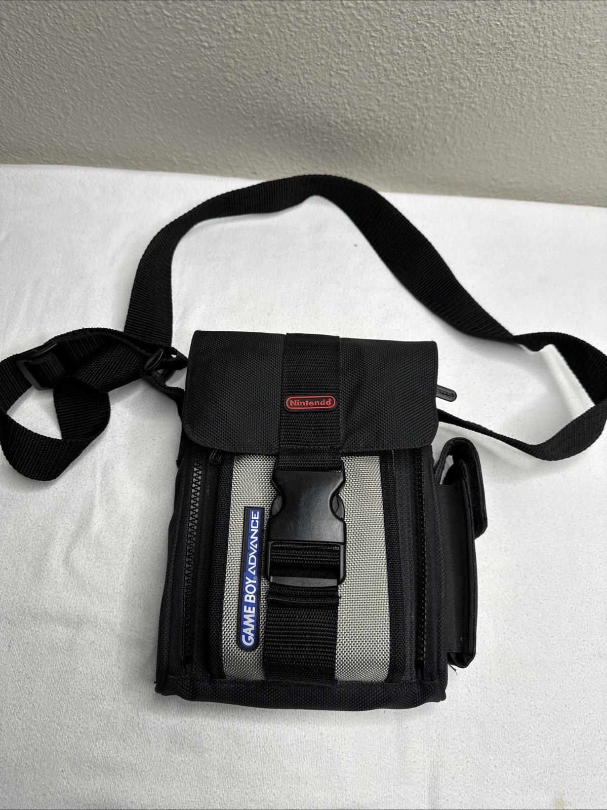 Nintendo GameBoy Advance Official Gray Large Travel Case Bag Vintage READ
