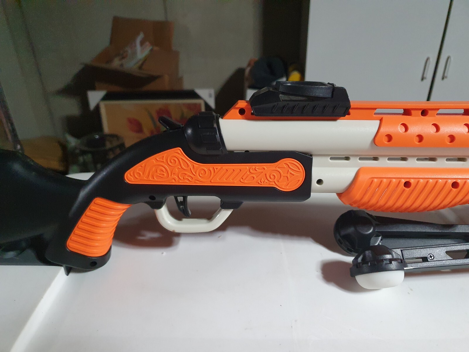 Activision Rifle For Xbox Kinnex Sensor Almost Mint