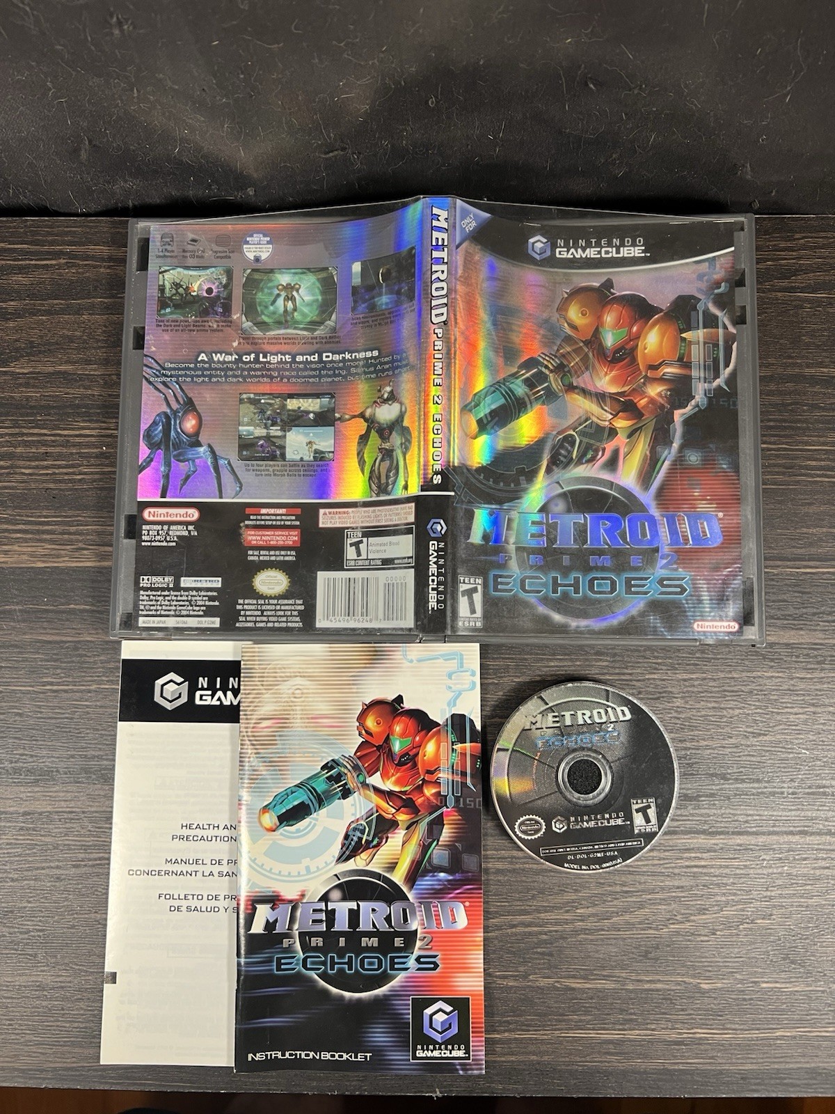 Metroid Prime 2: Echoes (Nintendo GameCube, 2004) Case, Disc, Manual