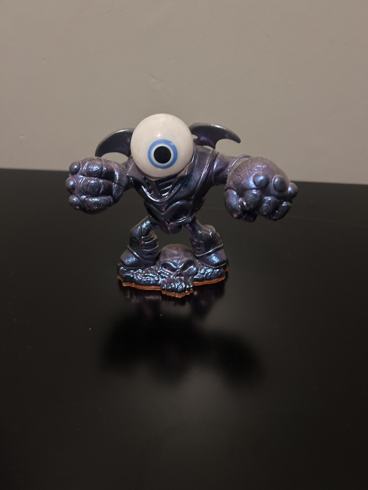 Activision Rare Metallic Purple Eye-Brawl Character Figure Skylanders Giants
