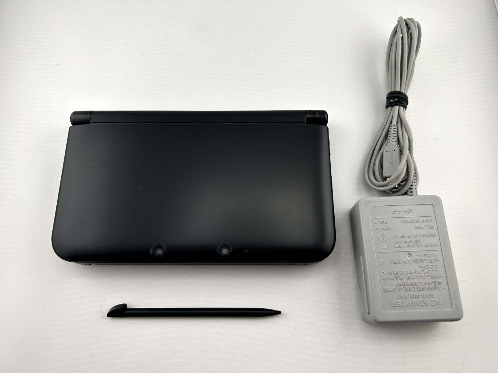 [A-rank] Nintendo 3DS LL XL console Black with Charger/Stylus
