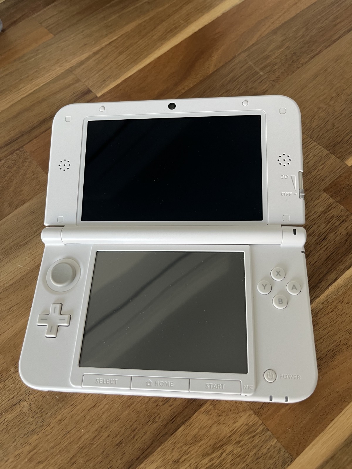 Nintendo New 3DS LL White with Tetris (Japanese Region)