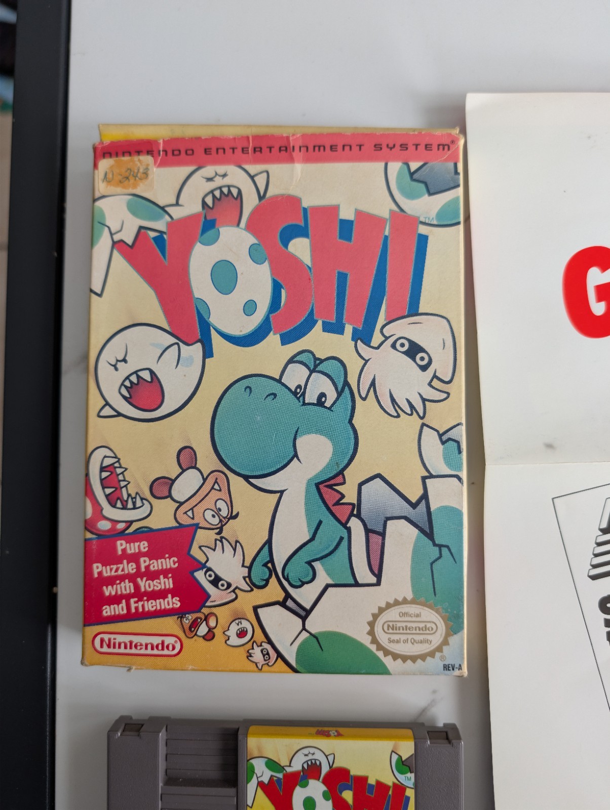 Yoshi NES Complete In Box No Manual POSTER EPILEPSY WARNING RARE NINTENDO Tested