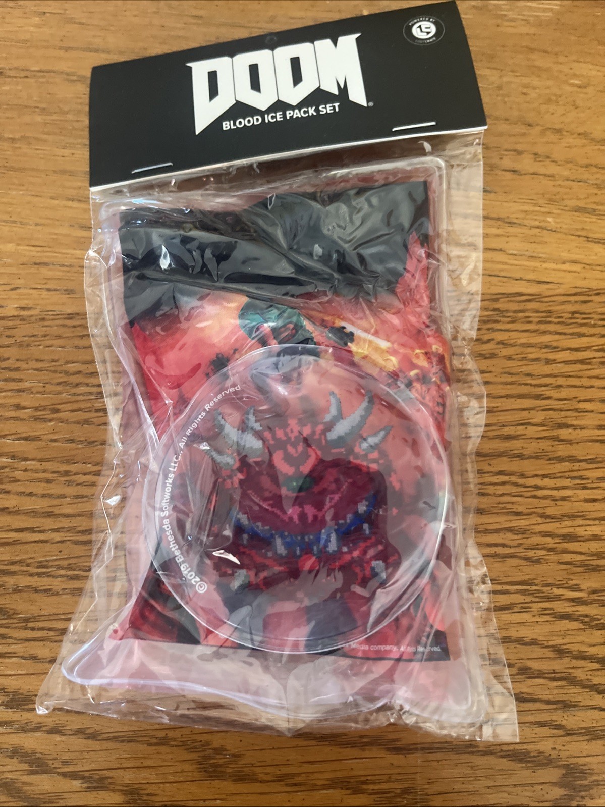 Loot Crate Doom 2019 Blood Ice Pack Set