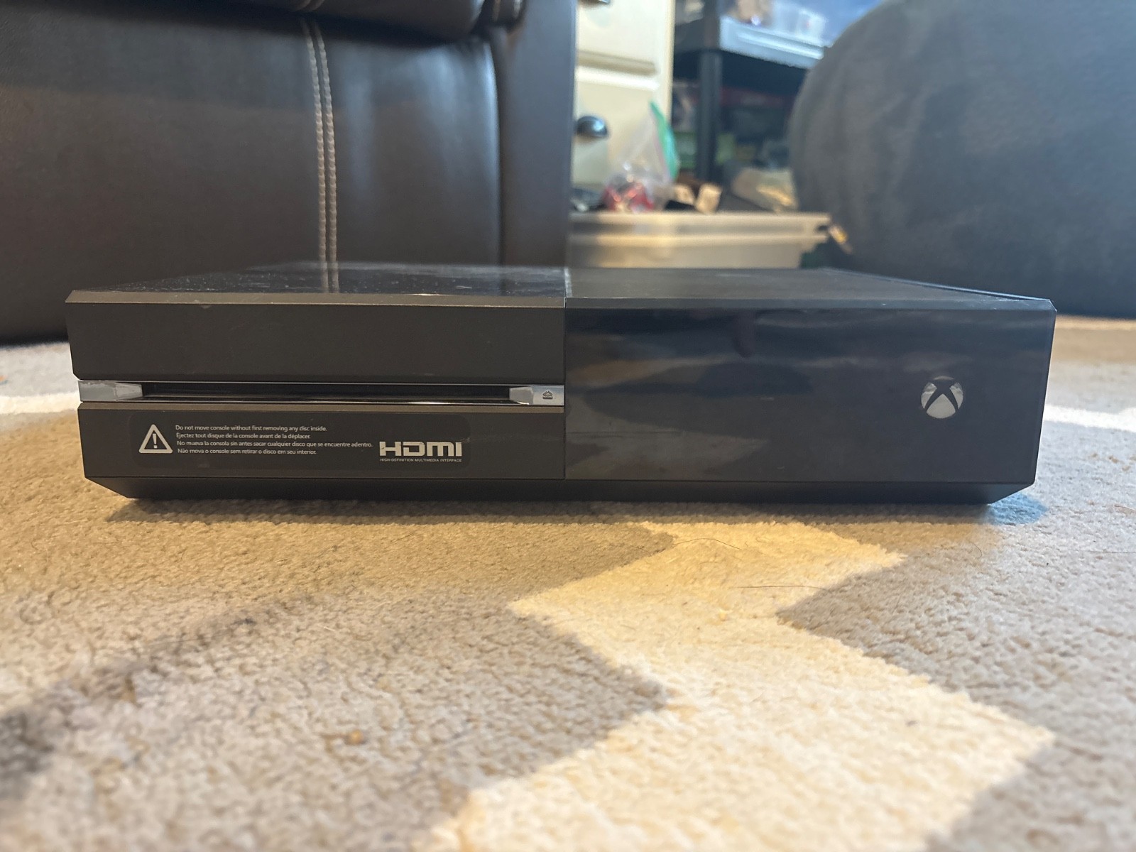 Microsoft Xbox One 500GB Home Console – Black (1540) comes with power and HDMI