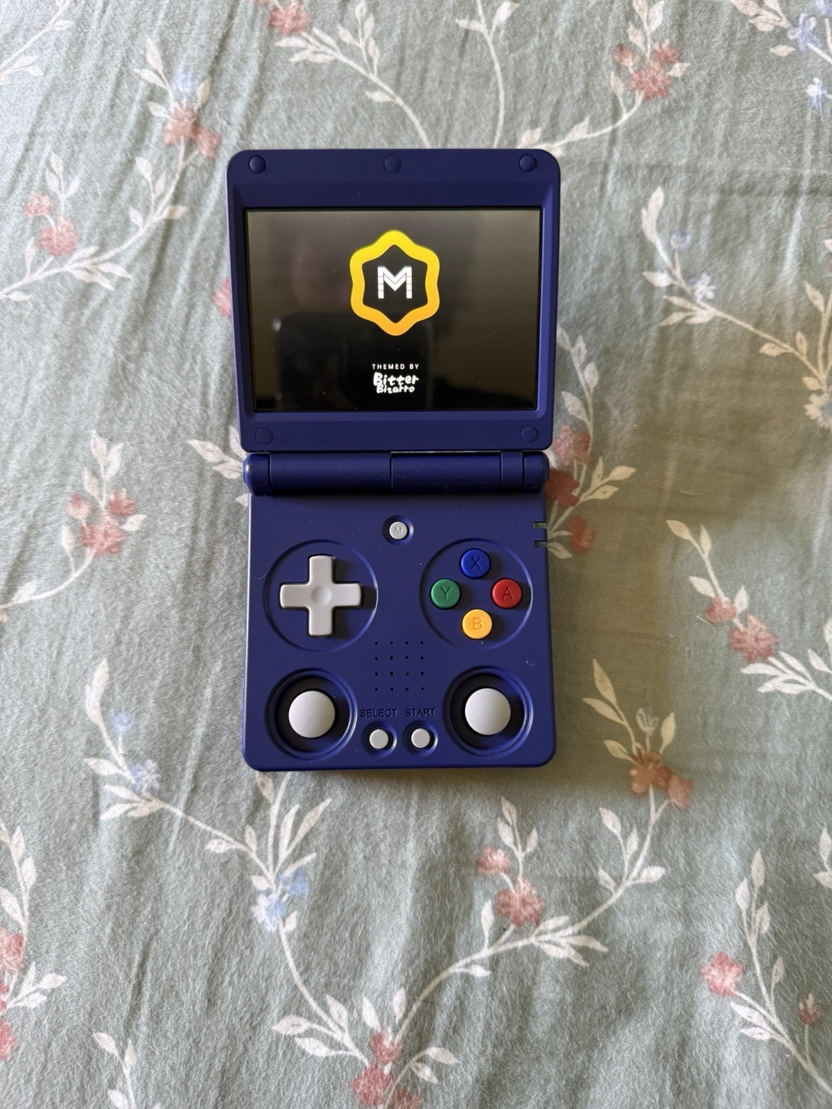 Anbernic RG34XXSP emulation device