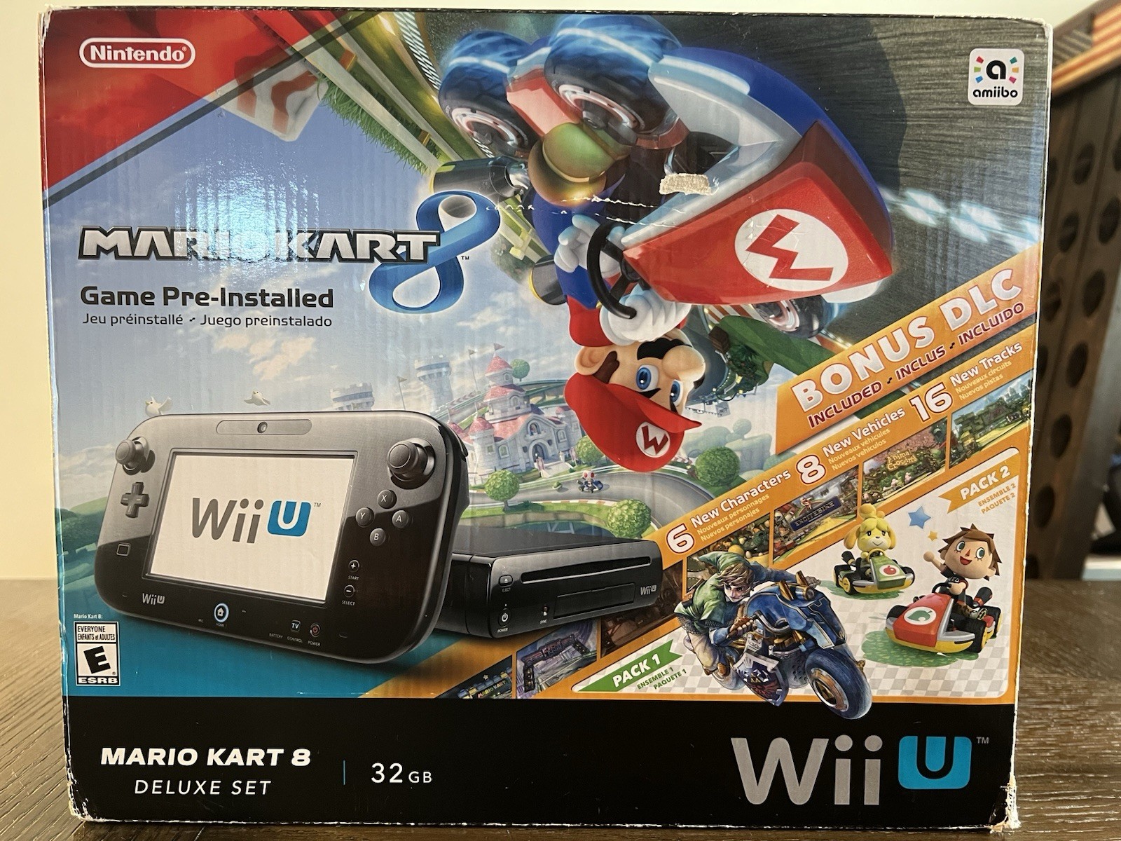 Nintendo Wii U Mario Kart 8 Deluxe Set 32GB Black Console Bundle – NEVER USED