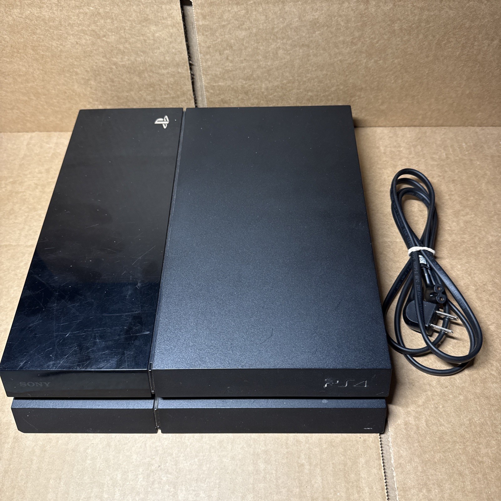 Sony PlayStation 4 500GB – Console Only – (CUH-1001A) 8.52 Low Firmware – Read –