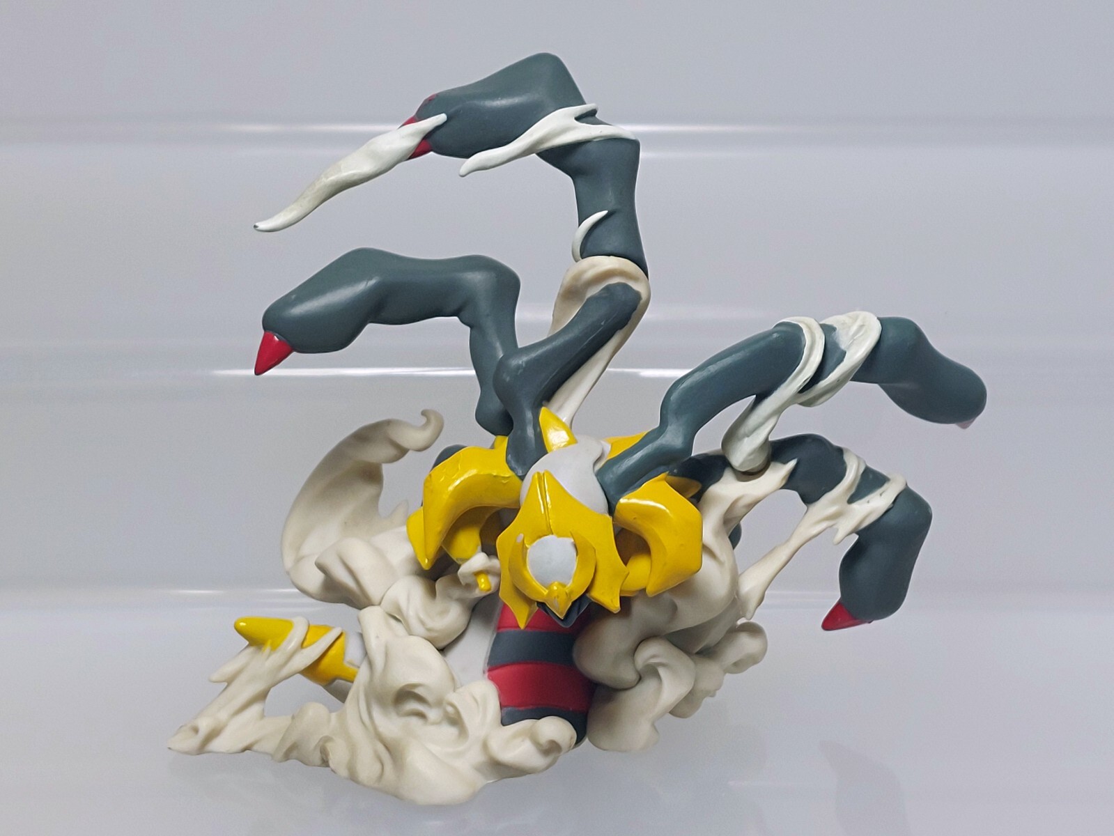 Giratina Pokemon Preorder Bonus Figure Kaiyodo 2009 Exclusive Japan M09 2.6in