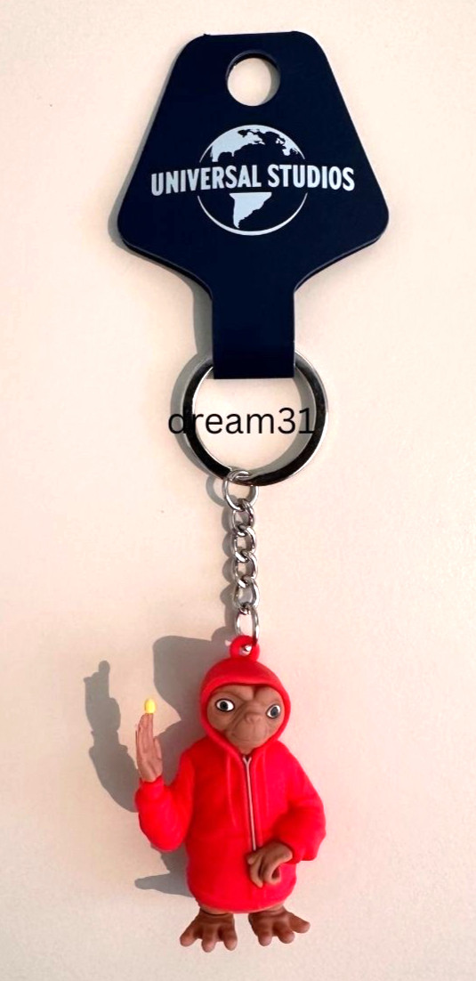 NWT Universal Studios Extra Terrestrial E.T. with Red Hoodie 4 1/4″ PVC Keychain