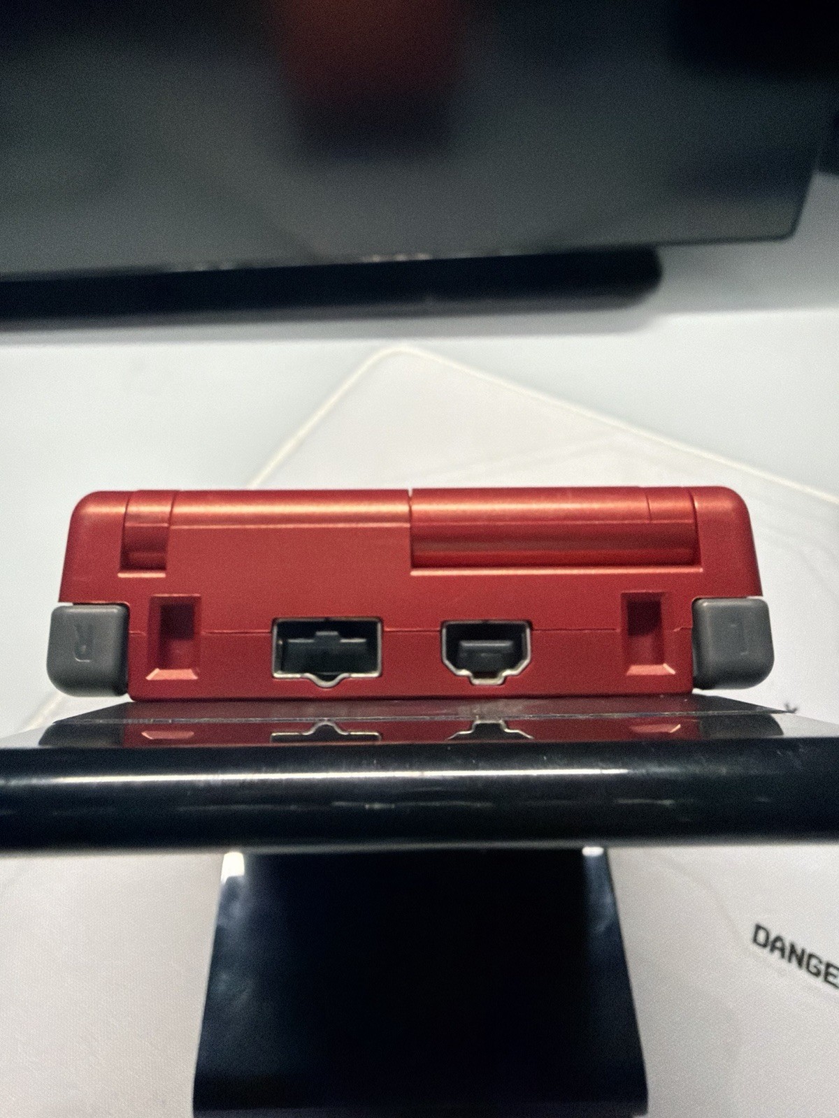 EXCELLENT Condition Flame Red Nintendo Game Boy Advance SP AGS-001
