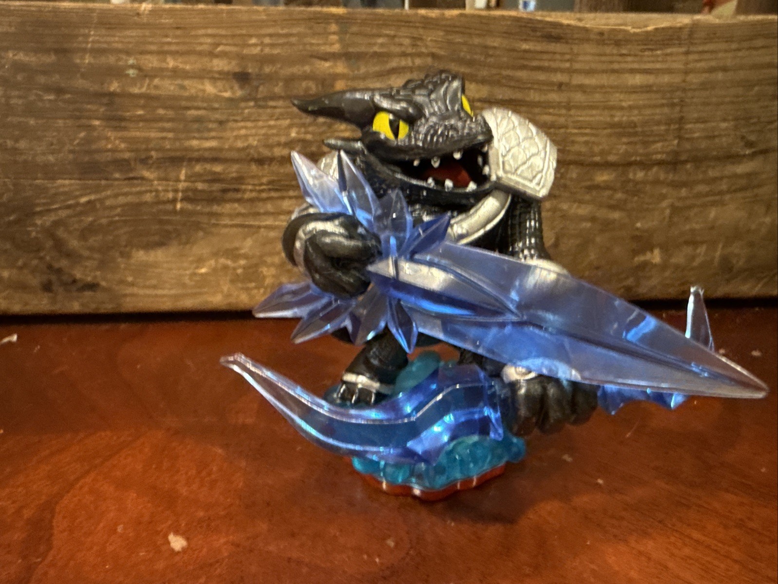 Activision Skylanders Trap Team Exclusive Dark Snap Shot