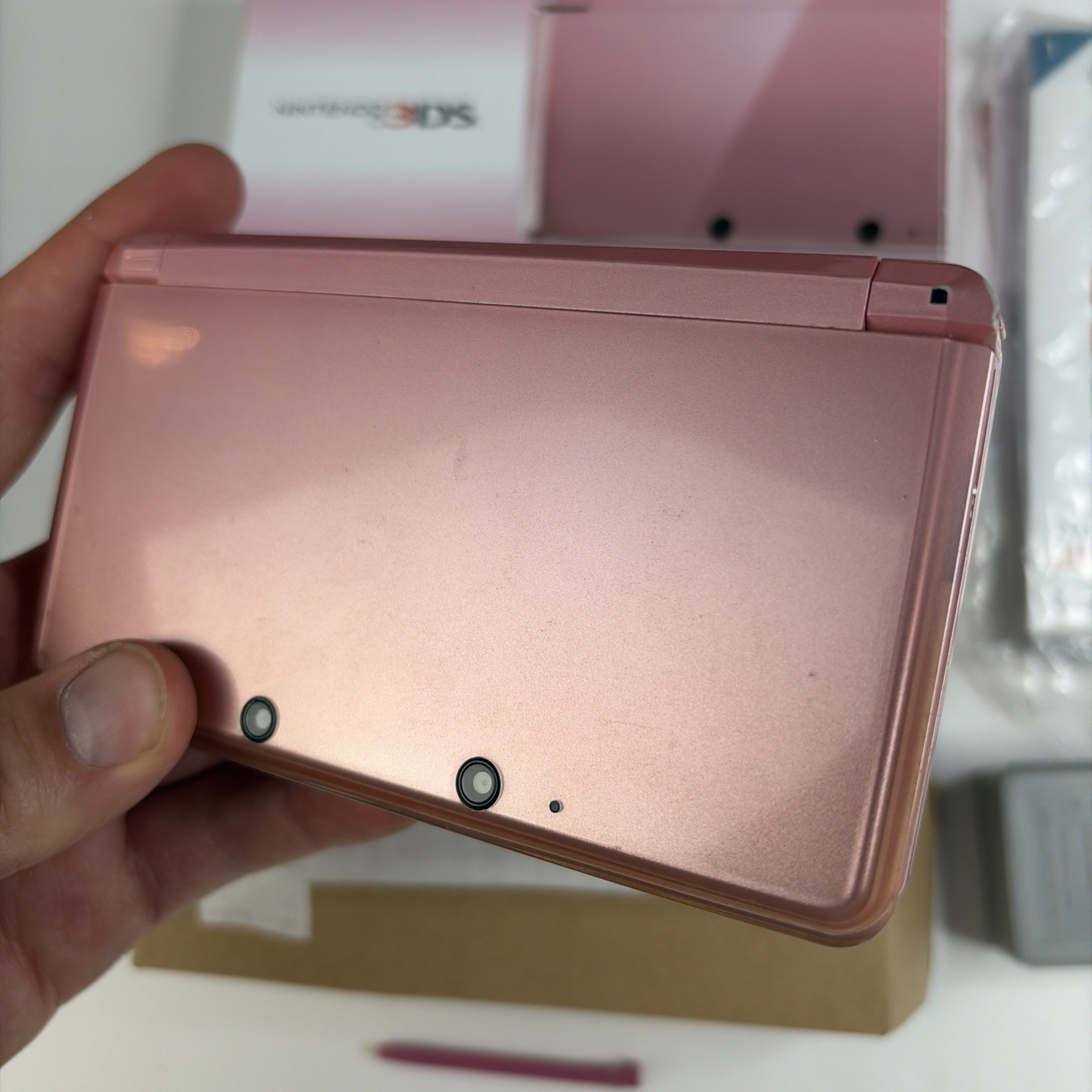 Nintendo 3DS Handheld Console Complete In Box Pink CTR-001 (USA) W Charger