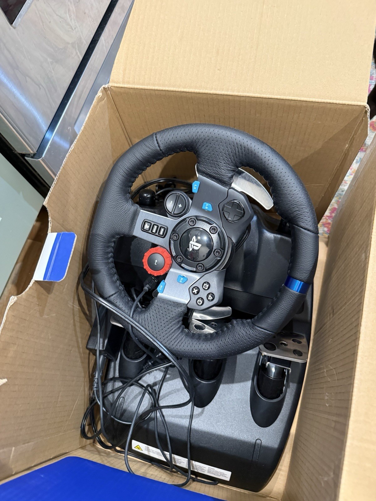 Logitech G29 Driving Force Racing Wheel – Black (941-000110) BOX NOT INCLUDED