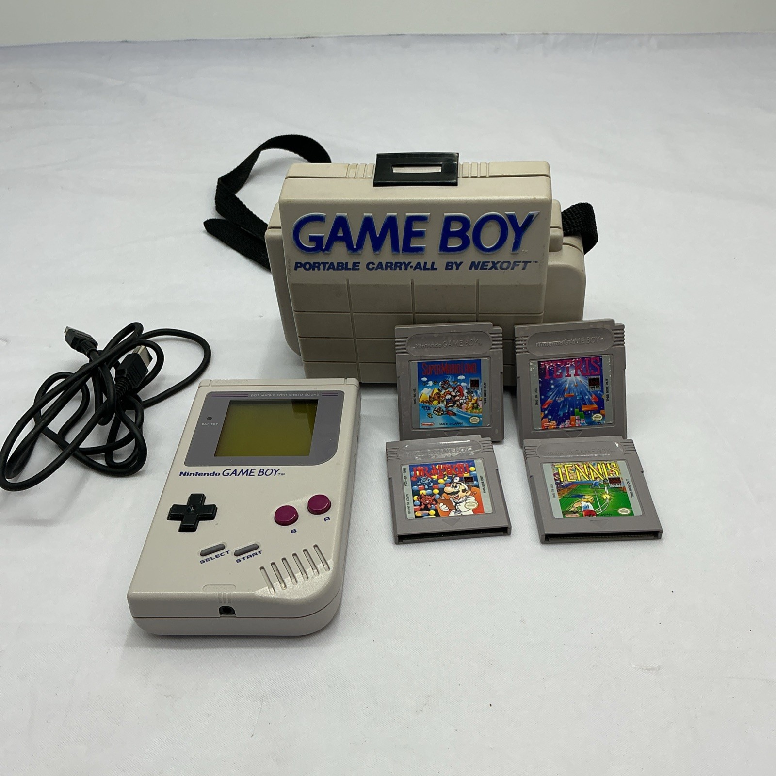 Original Nintendo Gameboy Console TESTED WORKING DMG-01 W/games & Case Read