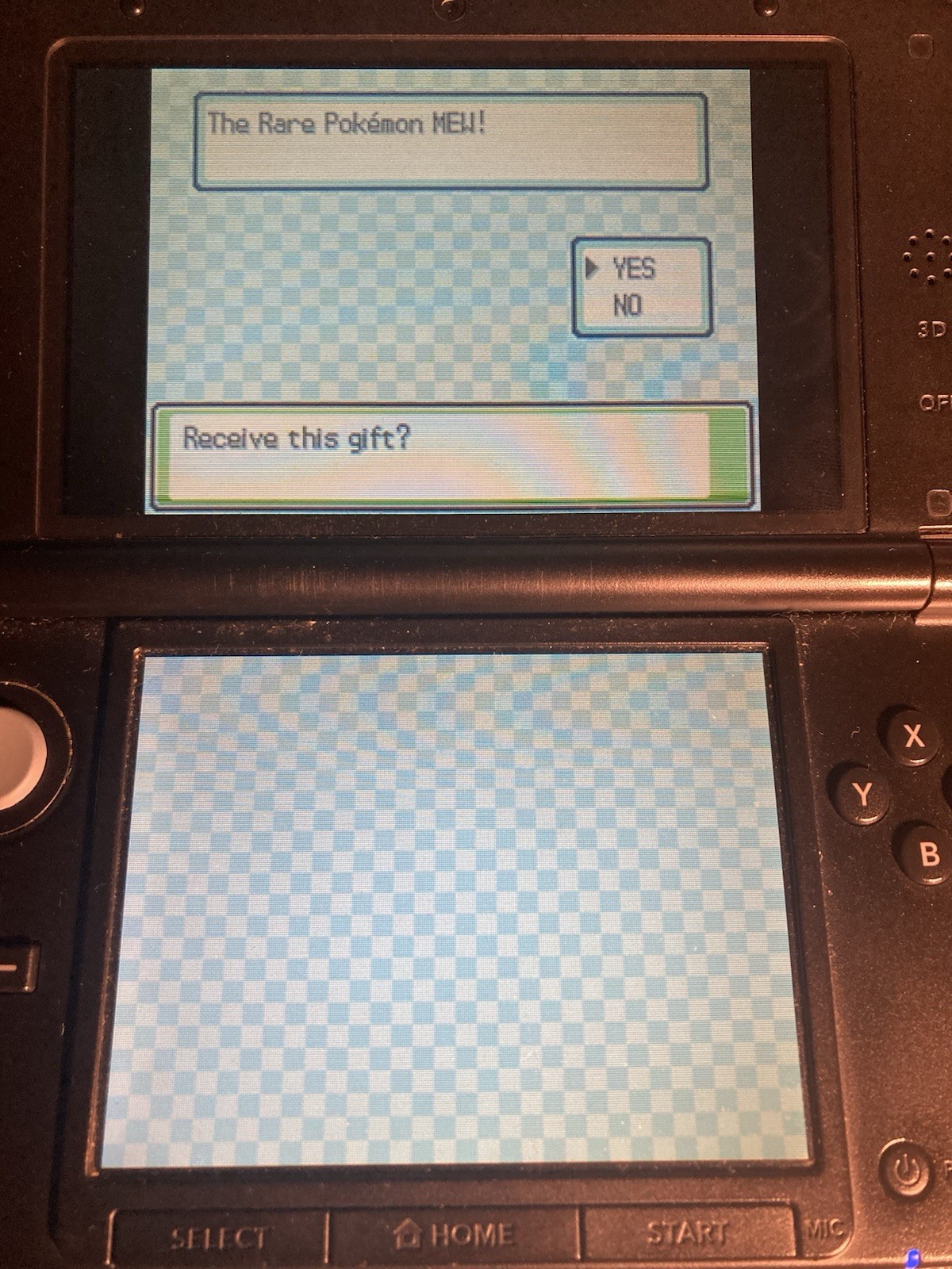 Pokemon FAL2010 Mew Authentic Event 10th Anniversary HGSS