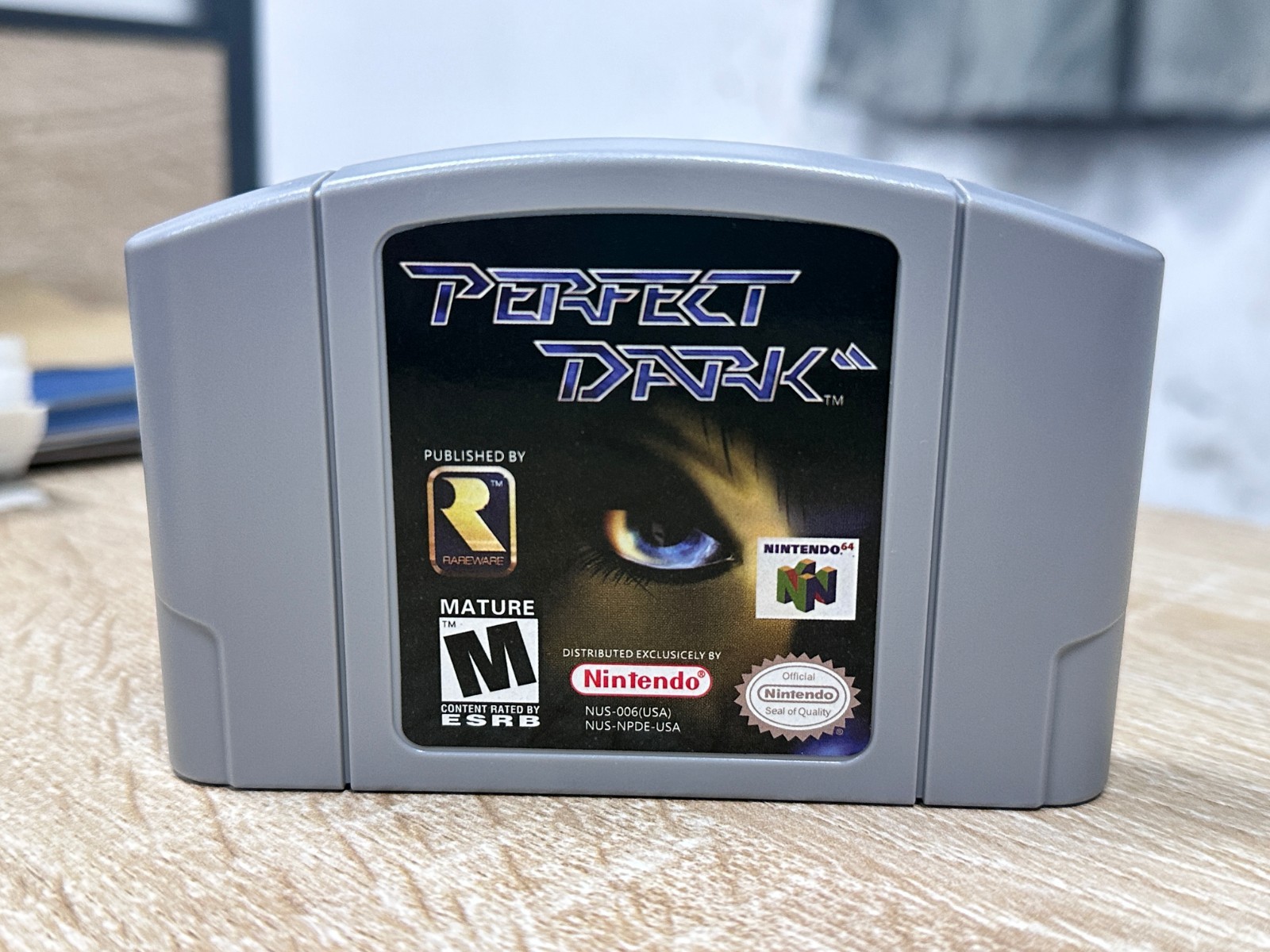 Perfect Dark. Video Game For Nintendo 64 Console USA Version