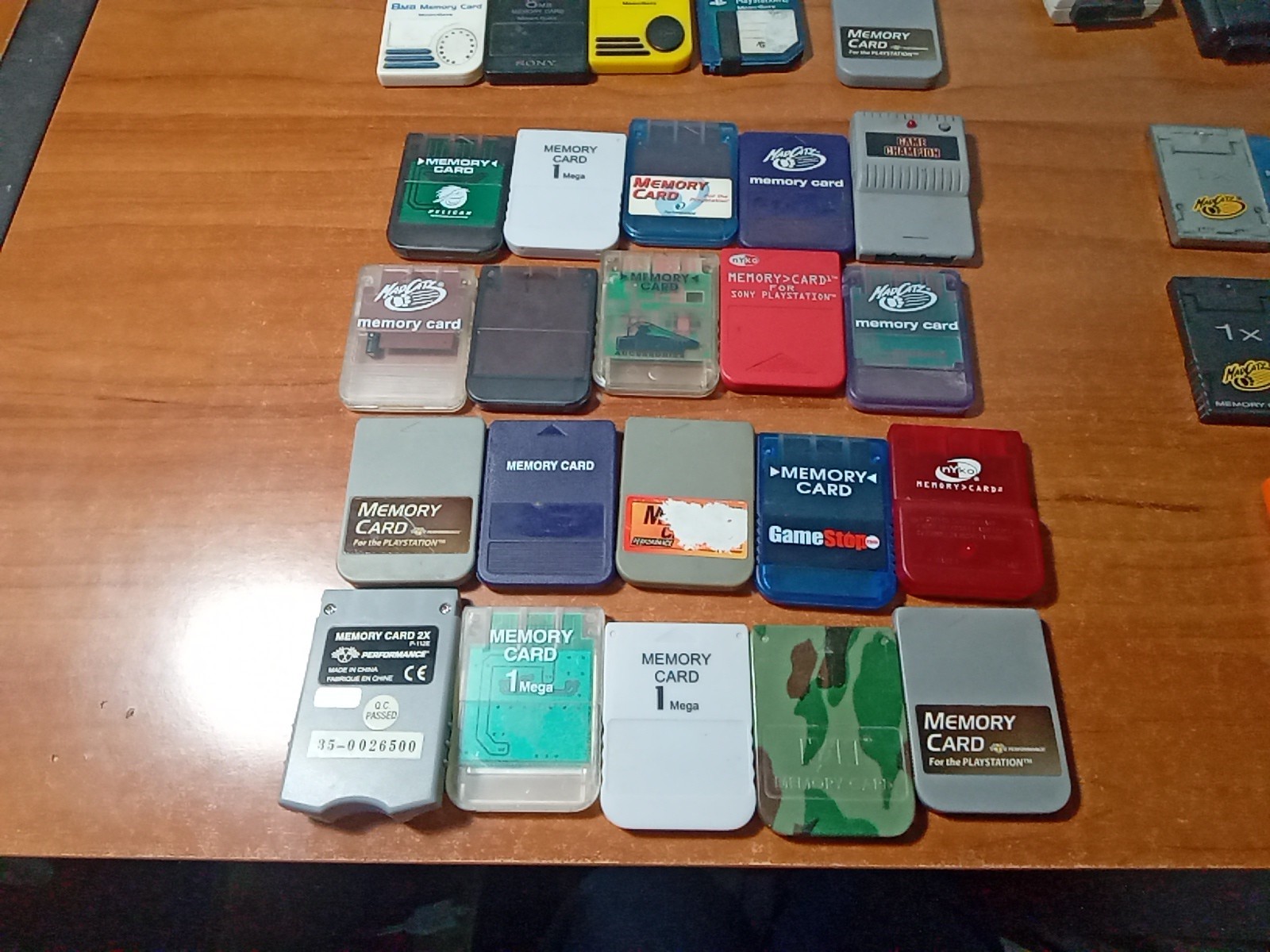 *UNTESTED* Lot of 53 Third-Party Memory Cards for PS1 PS2 N64 Gamecube.. *AS-IS*