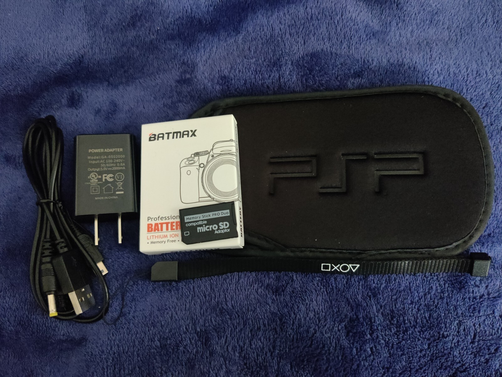 Sony PSP 2000 3000 Accessory Kit Battery Charger Cable Case Wrist Strap 32GB mem