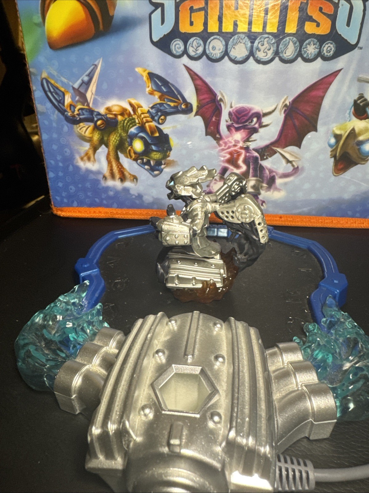 Skylanders Superchargers Dark Spitfire Hot Streak And Kaos Trophy