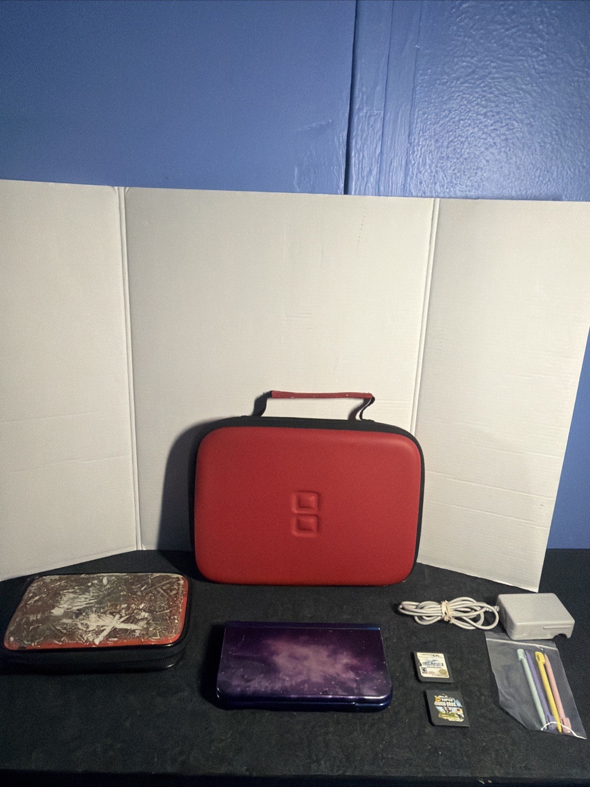 Nintendo 3DS XL Galaxy Edition Handheld System Purple w 2 Games + Charger Tested