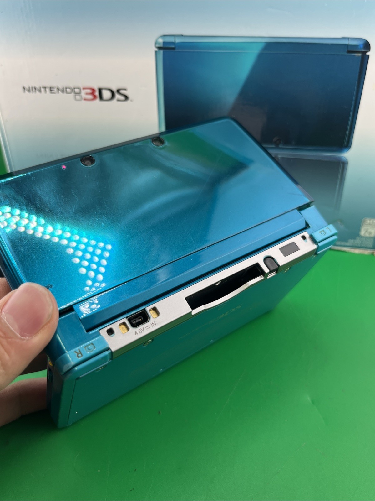 Nintendo 3DS console Accessory complete Used! (T08)