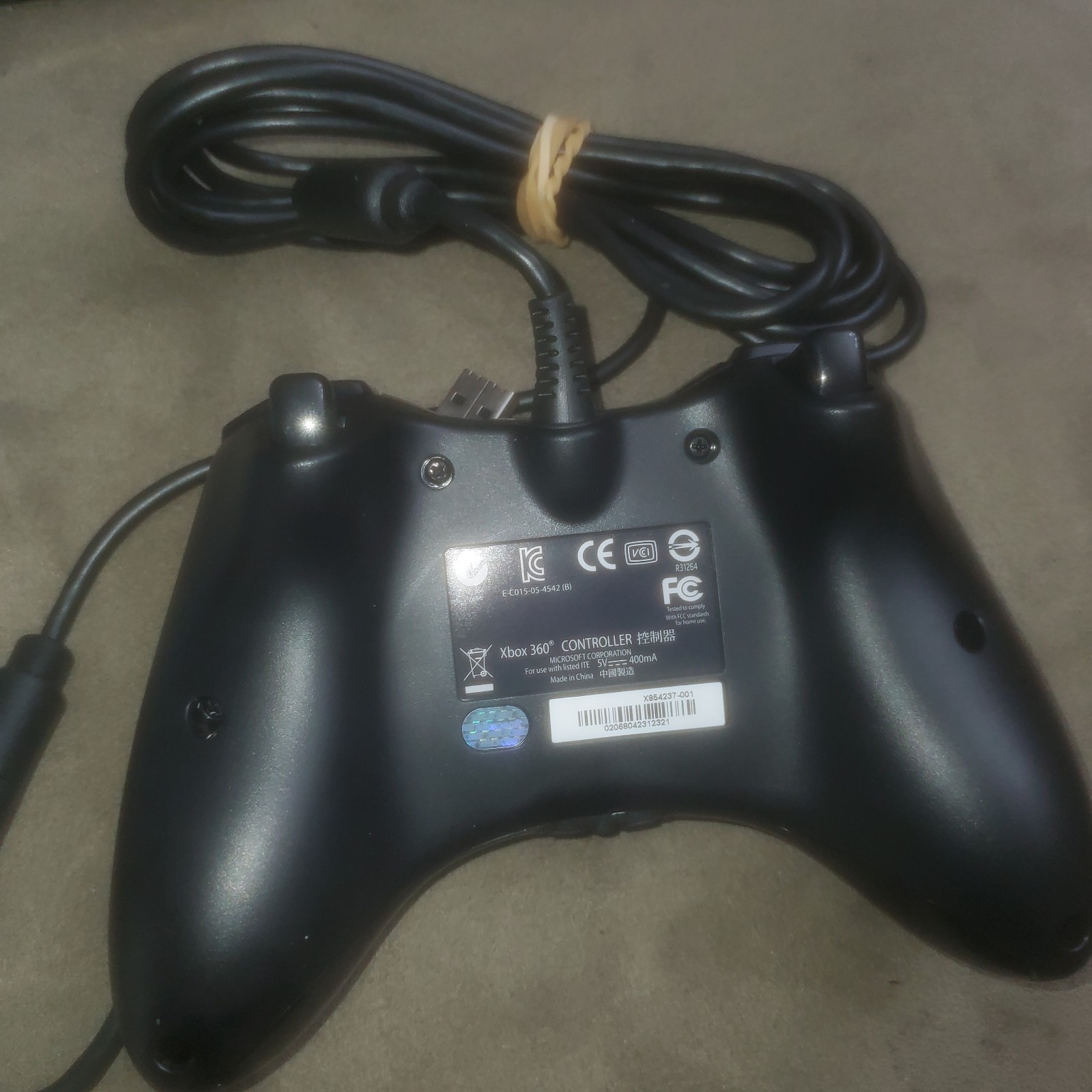Official Microsoft Xbox 360 Black Wired Controller for Xbox 360 / PC OEM